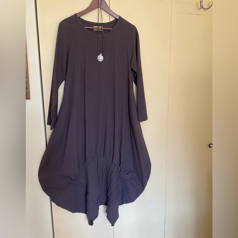 Chic Dark Brown Long Sleeve Dress. 100%cotton. New